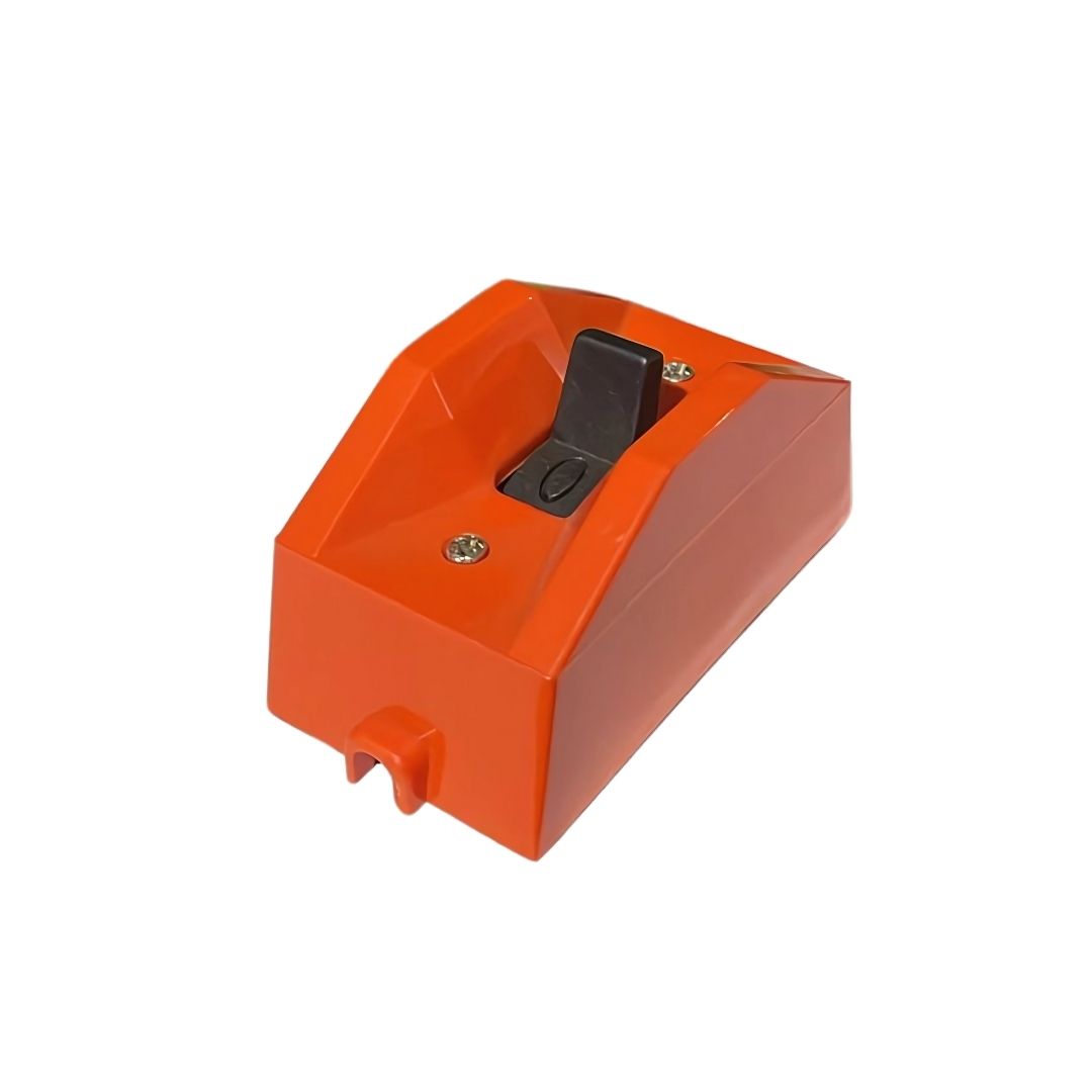 interrup220aplastxun-13104